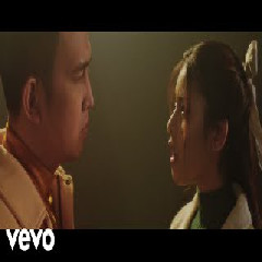 Download Lagu Indra Sinaga - Setidaknya Sempat Bersama (feat. Rimar) Mp3